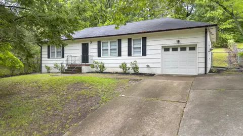 3704 Valerian Dr, Chattanooga, TN 37415