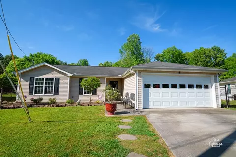 136 Bear Den Ct, Dalton, GA 30721 photo 5