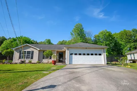 136 Bear Den Ct, Dalton, GA 30721 photo 6