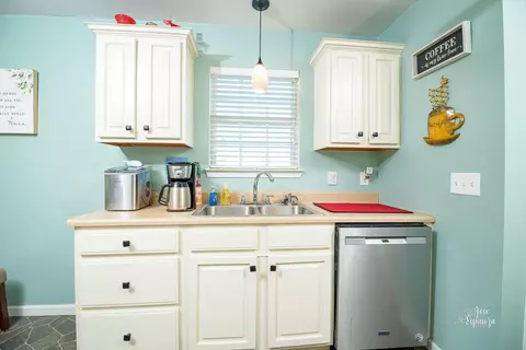 136 Bear Den Ct, Dalton, GA 30721 photo 12