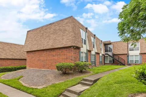 900 Mountain Creek Rd # 211, Chattanooga, TN 37405
