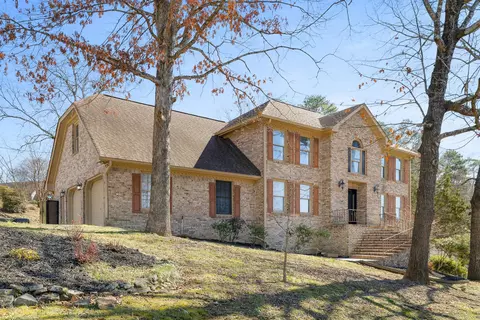 4909 Shoreline Dr, Chattanooga, TN 37416