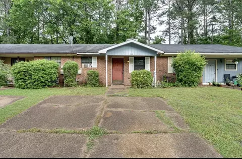 1518 Eucalyptus Dr, Chattanooga, TN 37411