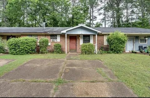 1518 Eucalyptus Dr, Chattanooga, TN 37411