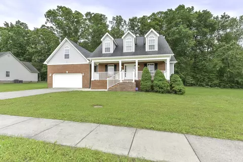 84 Big Creek Ln, Ringgold, GA 30736