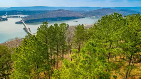 1085 Buck Crossing Dr, Guild, TN 37340 photo 9