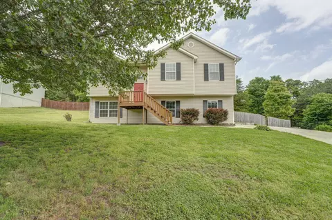 257 Pinewood Dr, Rock Spring, GA 30739