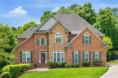 2842 Reflection Ln, Ooltewah, TN 37363