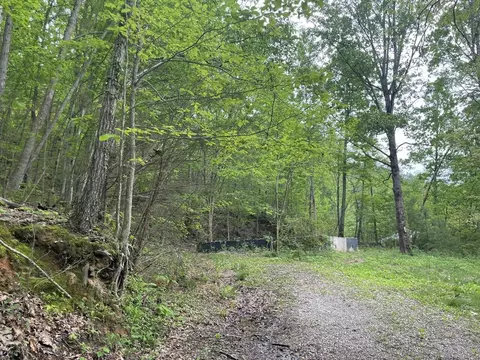 525 Inman St, Ringgold, GA 30736
