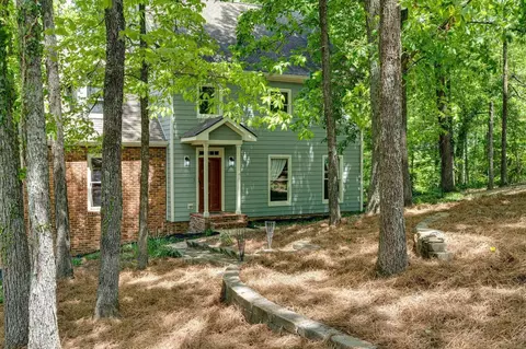 9239 Evening Shadow Dr, Chattanooga, TN 37421 photo 2