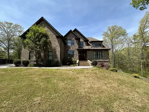 6923 Flagstone Dr, Ooltewah, TN 37363