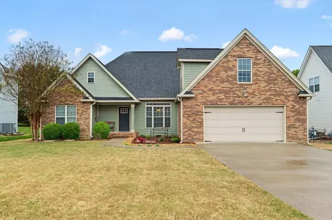 2561 NW Sweet Bay Cir, Cleveland, TN 37312