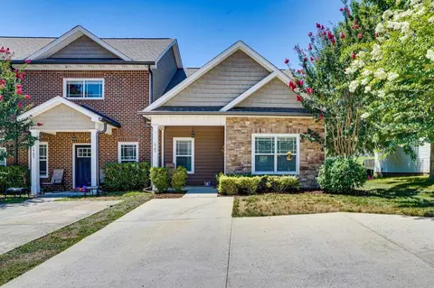 1707 New Castle Dr NE, Cleveland, TN 37312