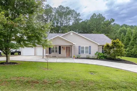 715 Shawn Ln, Chatsworth, GA 30705