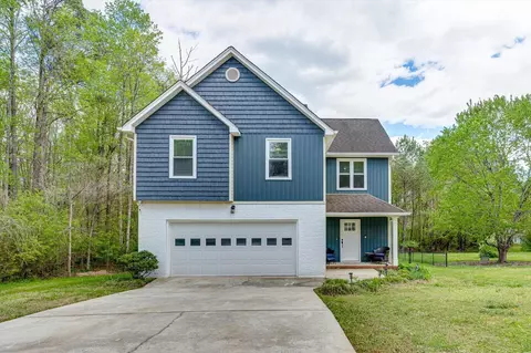 10000 Larkspur Dr, Ooltewah, TN 37363