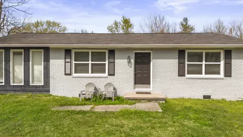 622 Hill St, Etowah, TN 37331