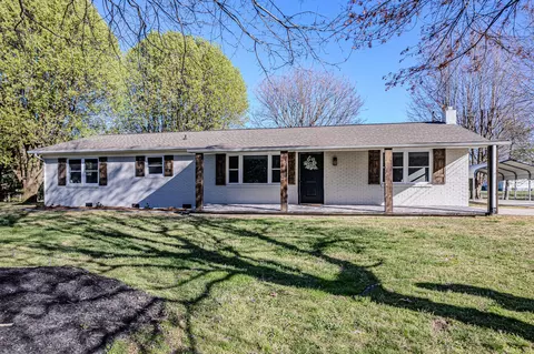 111 County Road 77, Riceville, TN 37370