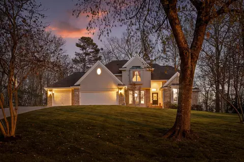 132 Sunburst Ln, Cleveland, TN 37312