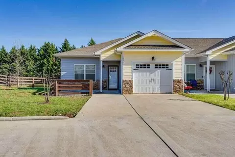 4470 Keith St #NW  101, Cleveland, TN 37312