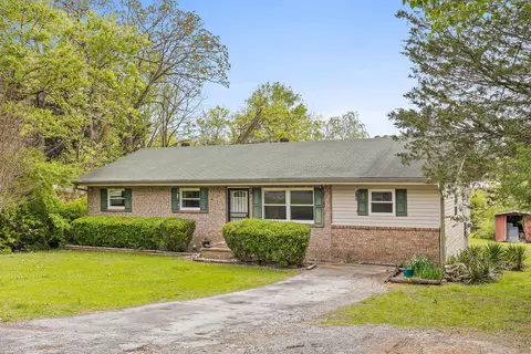 604 Villard St, Rossville, GA 30741