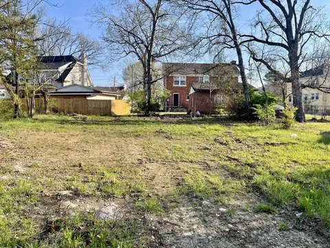 2369 E 05th St, Chattanooga, TN 37404