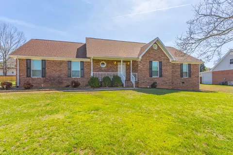 261 Overbrook Dr, Rossville, GA 30741