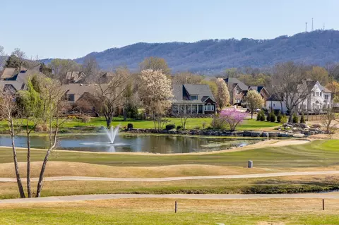 7497 Splendid View Dr, Ooltewah, TN 37363 photo 11