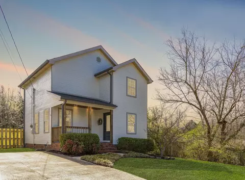 96 Stegall St, Rossville, GA 30741