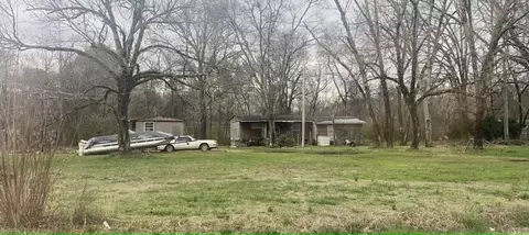 147 Mcdonald Dr, Rossville, GA 30741