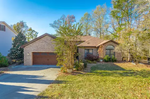 147 Riverside Dr, Birchwood, TN 37308