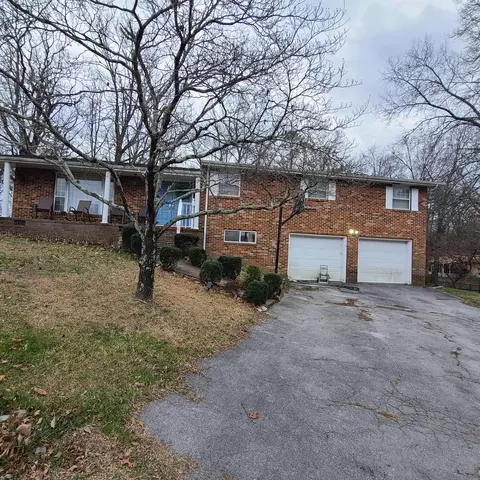 12 Sandra Dr, Rossville, GA 30741