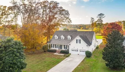 229 NE Candice Dr, Cleveland, TN 37323