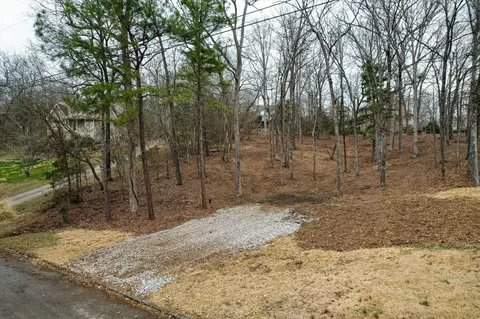 7436 Coastal Drive Dr, Harrison, TN 37341