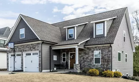 729 Live Oak Rd, Ringgold, GA 30736