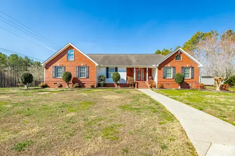445 Old Country Mill Ln, Tunnel Hill, GA 30755