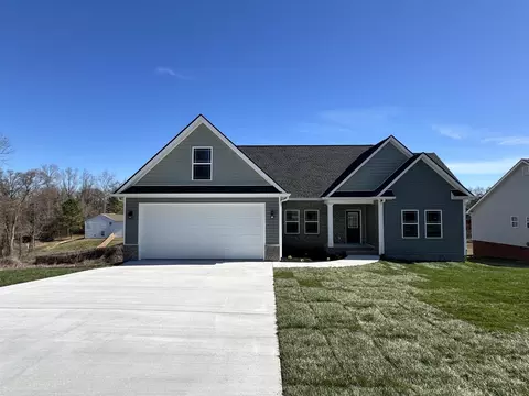 53 Battle Bluff Dr, Rossville, GA 30741