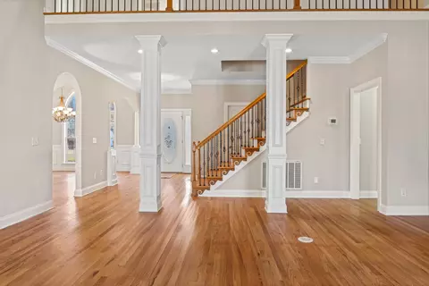 8429 Streamside Dr, Ooltewah, TN 37363 photo 6
