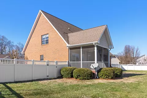 8429 Streamside Dr, Ooltewah, TN 37363 photo 30
