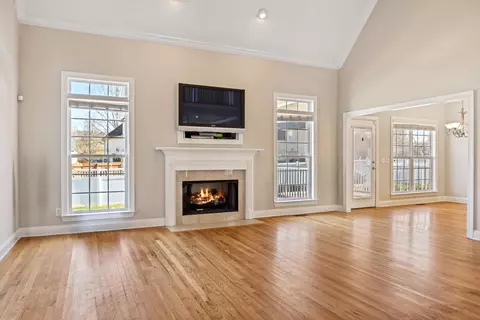 8429 Streamside Dr, Ooltewah, TN 37363 photo 5