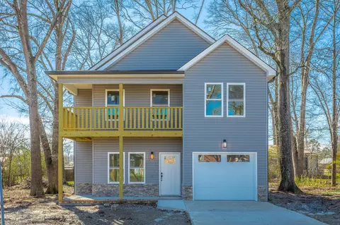 20 Phillips Dr, Fort Oglethorpe, GA 30742