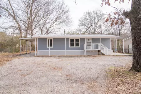 275 Everglades Blvd, Rossville, GA 30741