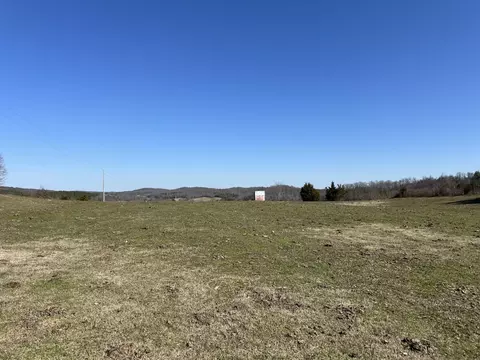 134 County Road 46, Athens, TN 37303