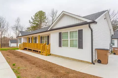 113 Buster Ln, Rocky Face, GA 30740