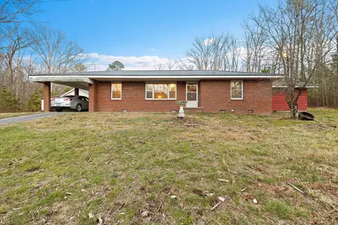 2489 Bronco Rd, La Fayette, GA 30728