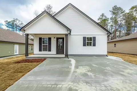 310 Warrenfells St, La Fayette, GA 30728