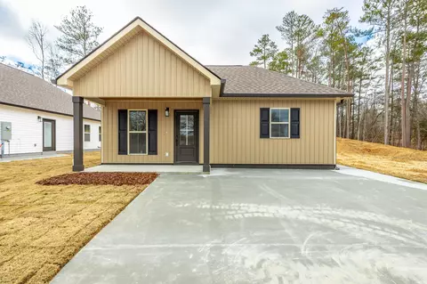 308 Warrenfells St, La Fayette, GA 30728