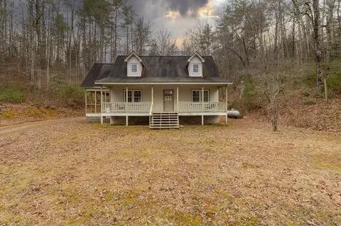 300 Cameron Dr, Ellijay, GA 30540