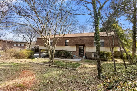 7195 Crestfield Cir, Hixson, TN 37343