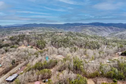 130 Womble Rd, Farner, TN 37333