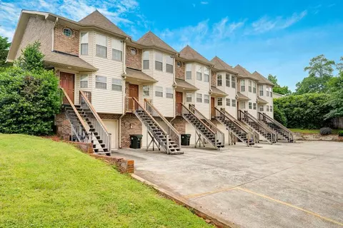 411 Thornton Ave N, Dalton, GA 30720